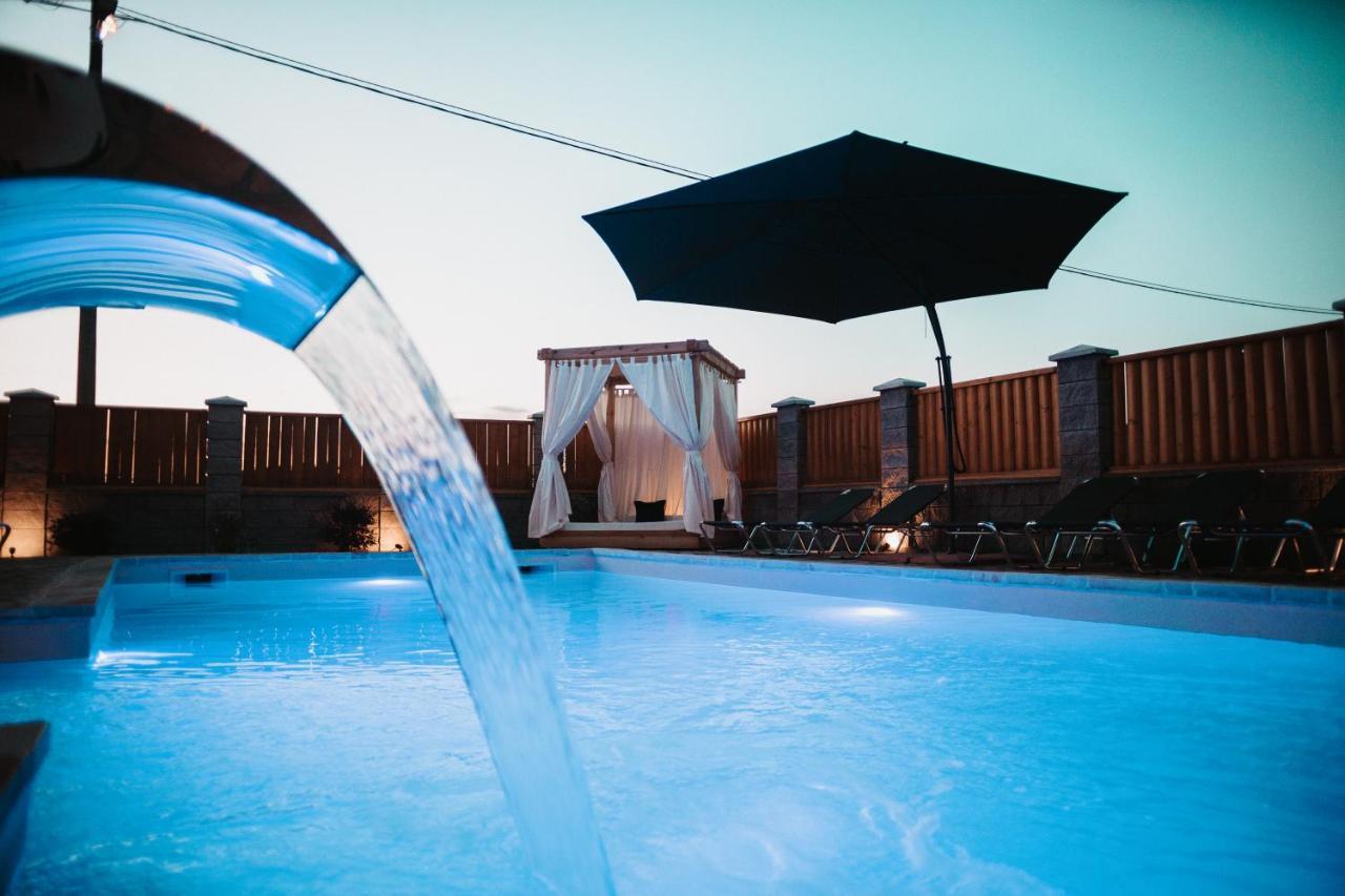 Cartagena Villa & Spa Brčko 外观 照片
